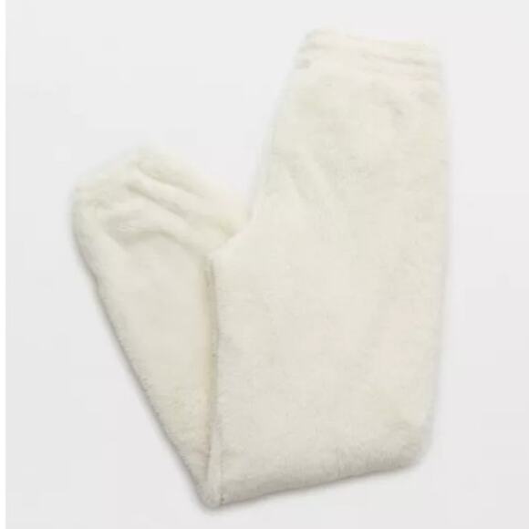 OFFLINE By Aerie Women's Fluffy Sherpa Cool White NWT Teddy Jogger Pants Size L - Picture 4 of 12
